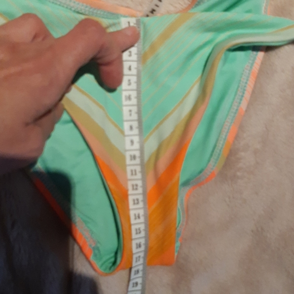NWOT Vitamin A chevron swimsuit bottom - Picture 5 of 7